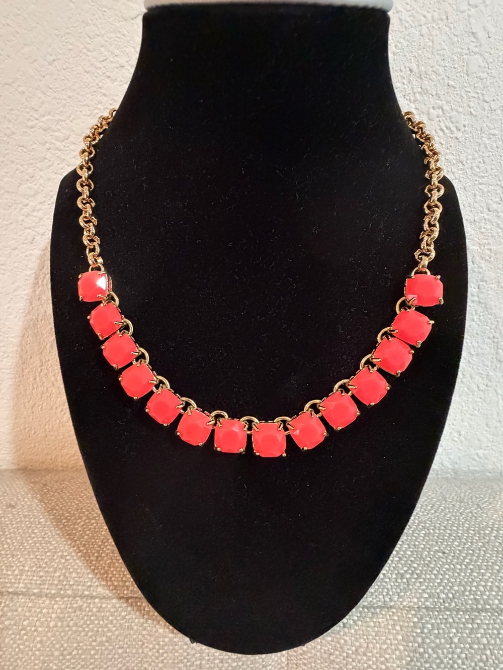 Kate Spade New York Coral Orange Rhinestone Necklace NWOT 19" NWOT